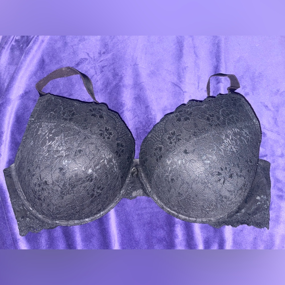 Torrid - Chic Black Lace Underwire Bra - 48DD